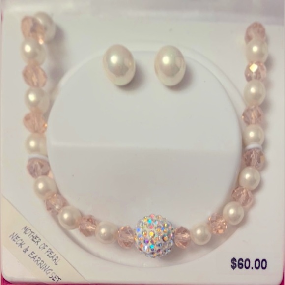 Silver Expressions By LA Rocks Expandable Mother of Pearl Necklace & Earring Set - Picture 1 of 3